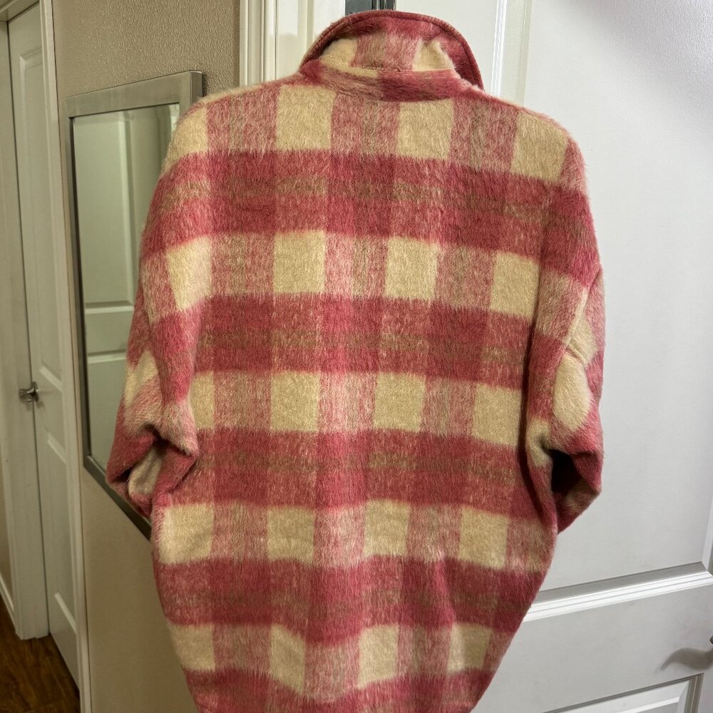 Brand New - By Together Pink & Cream Plaid Shacket - Size Small - Picture 5 of 7